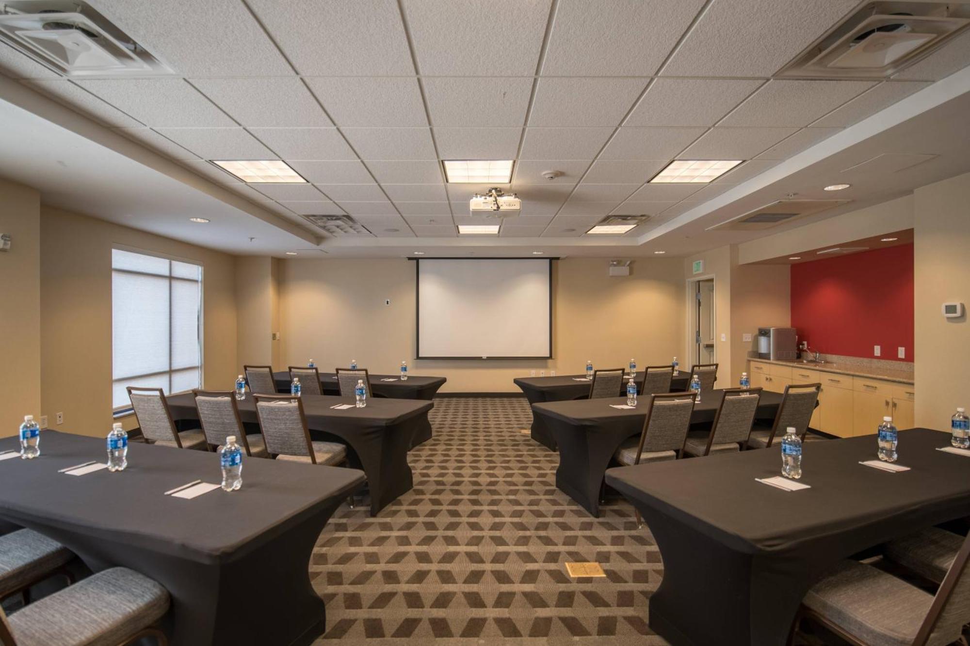 Towneplace Suites By Marriott Provo Orem Extérieur photo